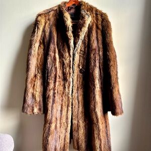 Women’s Vintage fur coat large